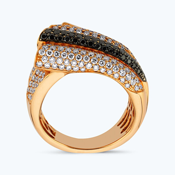 2.21 Karat Siyah Pırlanta Yüzük