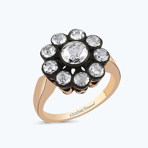 1.24 Karat Elmas Çiçek Yüzük