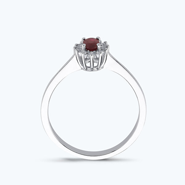 0.38 Karat Pırlanta Yakut Oval Yüzük