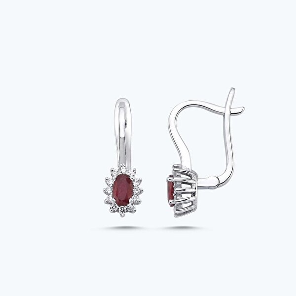 0.77 Karat Pırlanta Yakut Oval Küpe