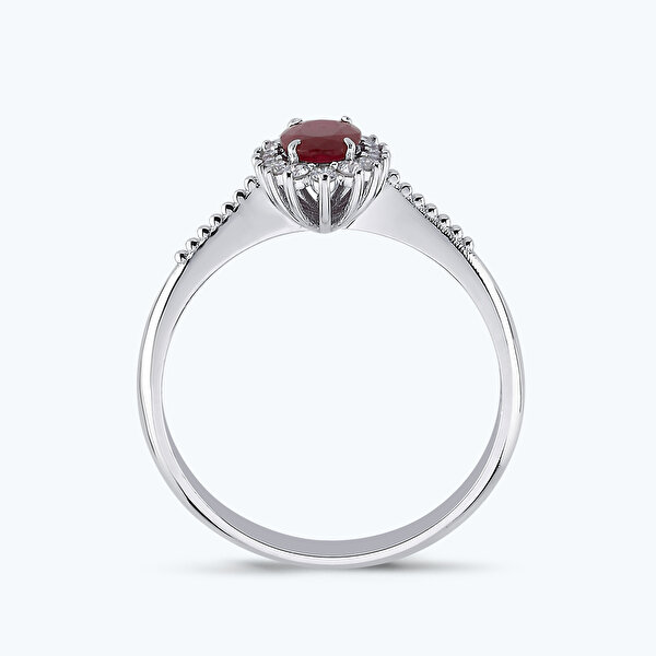 0.57 Karat Pırlanta Yakut Oval Yüzük