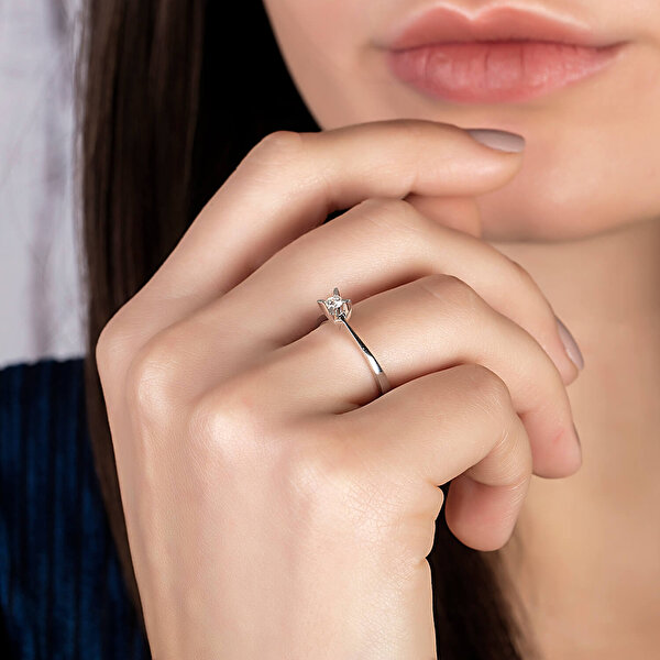 0.40 Karat Pırlanta Tektaş Yüzük