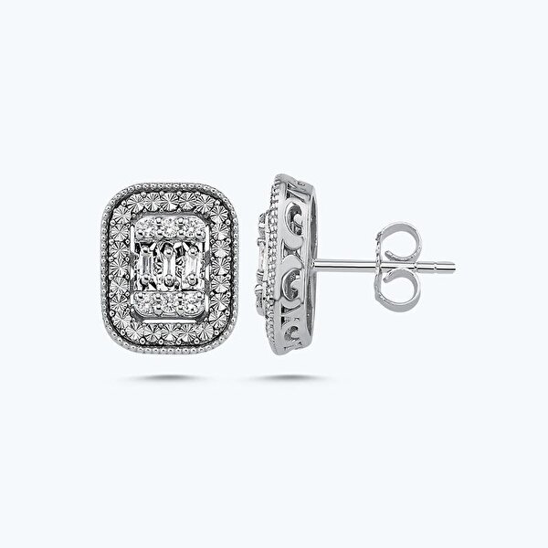 0.22 Karat Pırlanta Baget Küpe