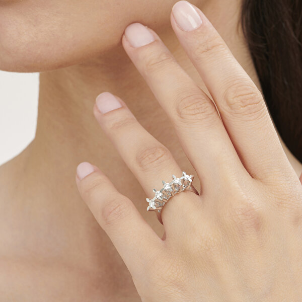 0.40 Karat Pırlanta Beştaş Yüzük