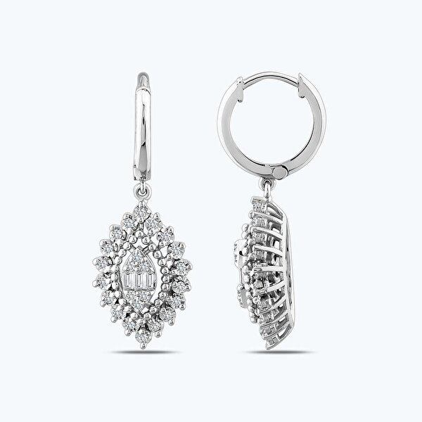 0.35 Karat Pırlanta Baget Küpe