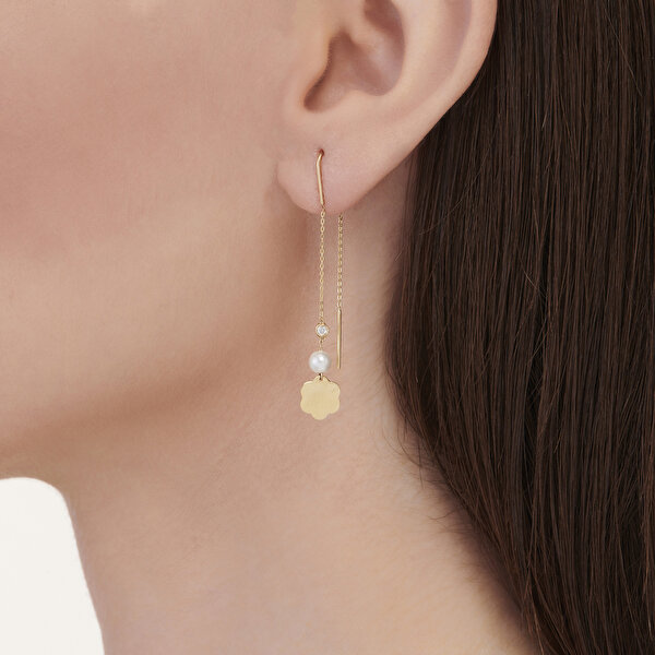 0.04 Karat Pırlanta İncili Çiçek Küpe