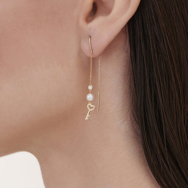 0.03 Karat Pırlanta İncili Anahtar Kalp Küpe