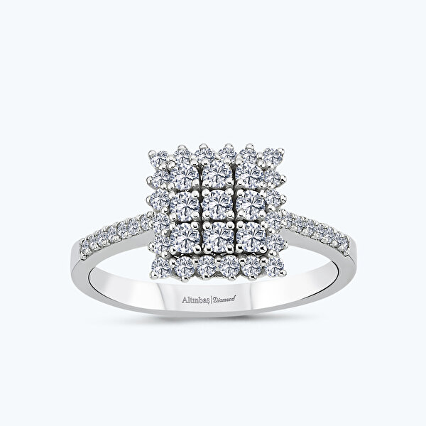 0.77 Karat Pırlanta Kare Kolları Taşlı Yüzük