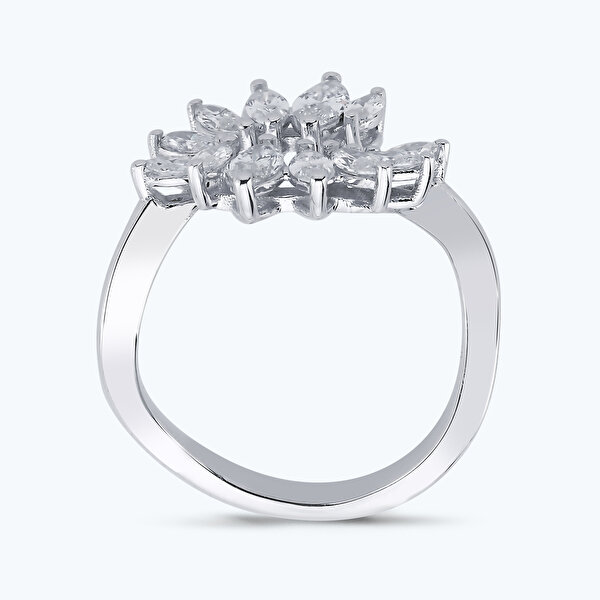 1.34 Karat Pırlanta Markiz Taş Yüzük