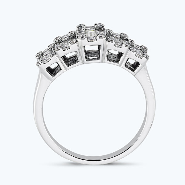 1.00 Karat Pırlanta Baget Beştaş Yüzük