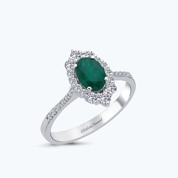 1.31 Karat Pırlanta Zümrüt Oval Yüzük