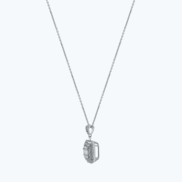 0.54 Karat Pırlanta Baget Kolye