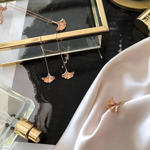 Pırlanta Bin Hayat Küpe