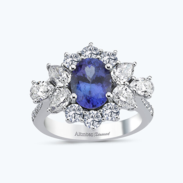 4.23 Karat Pırlanta Safir Oval Yüzük