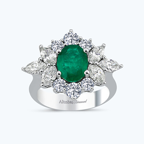 3.69 Karat Pırlanta Zümrüt Oval Yüzük