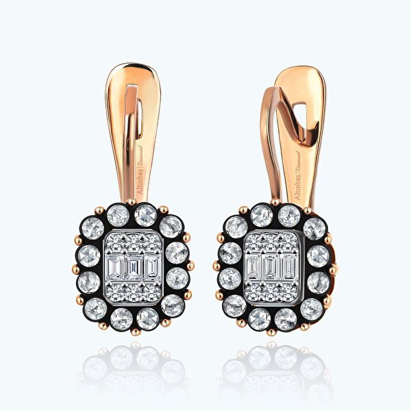 0.33 Karat Elmas Baget Küpe