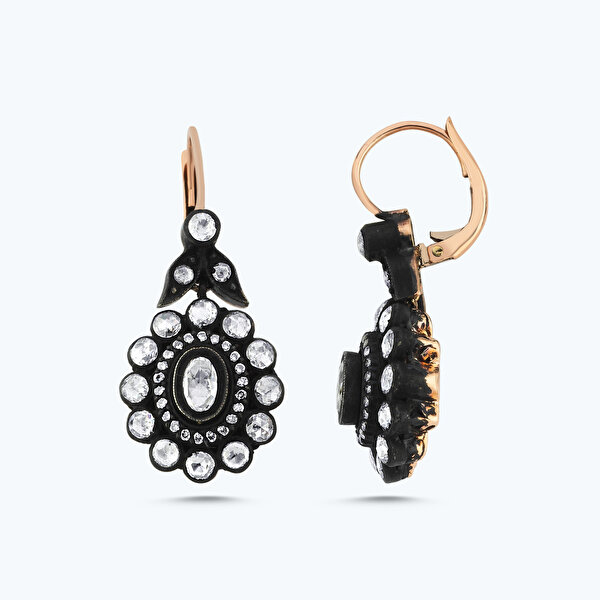 2.12 Karat Elmas Oval Çiçek Küpe