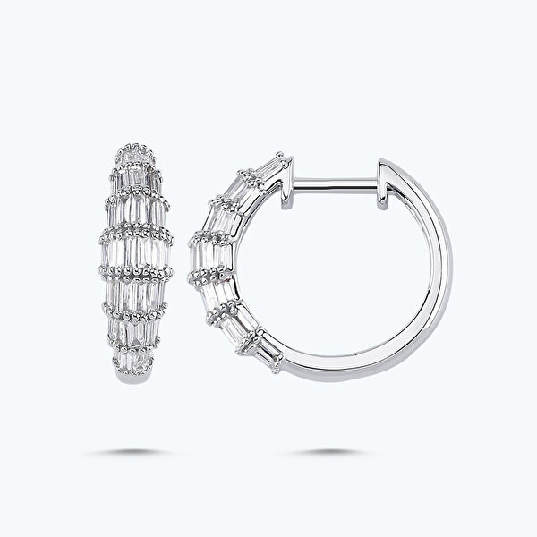 0.60 Karat Pırlanta Baget Küpe