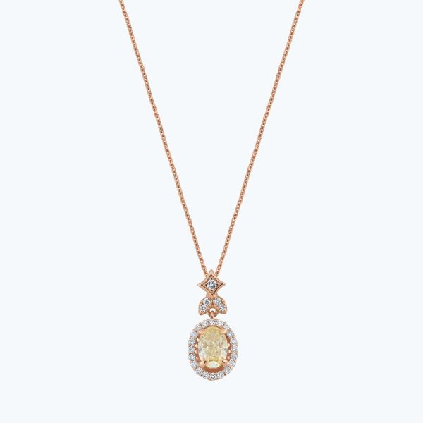0.22 Karat Pırlanta Topaz Oval Kolye