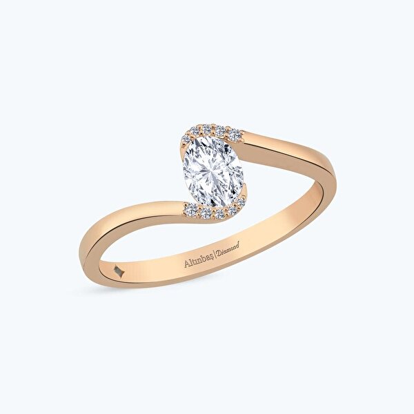 0.40 Karat Pırlanta Oval Tektaş Yüzük