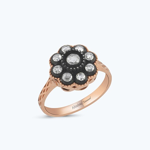 0.16 Karat Elmas Çiçek Yüzük