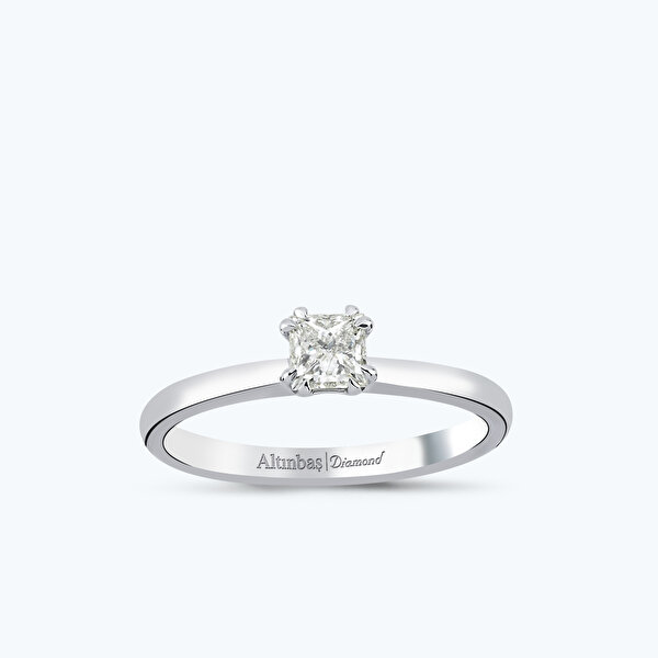 0.40 Karat Prenses Kesim Pırlanta Tektaş Yüzük