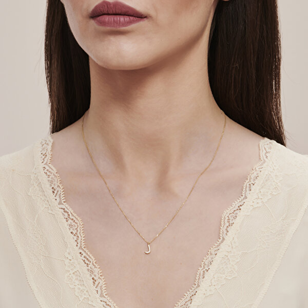 Altın J Harfi Kolye