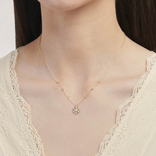 Altın Kar Tanesi Kolye