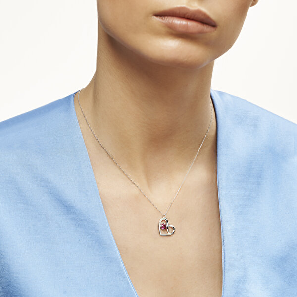 Kırmızı Taşlı Altın Kalp Kolye