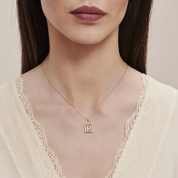 Altın P Harfi Kolye
