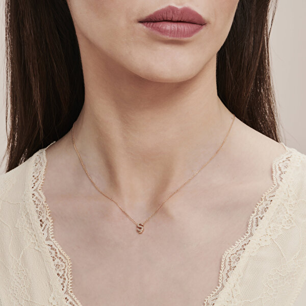 Altın Ş Harfi Kolye