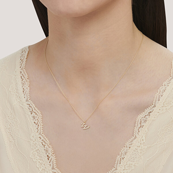 Altın W Harfi Kolye