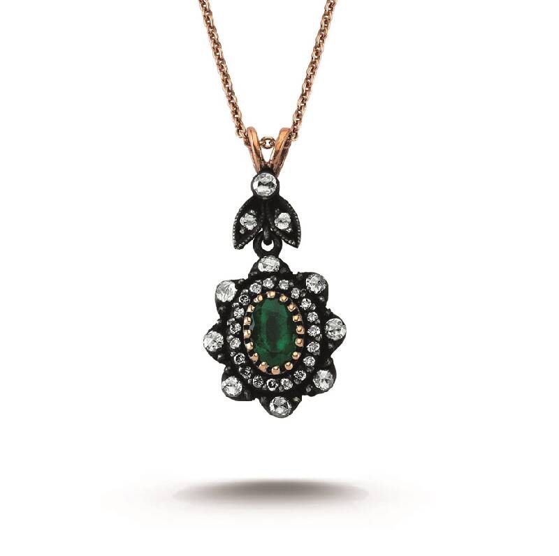 0.31 Carat Emerald Diamond Necklace