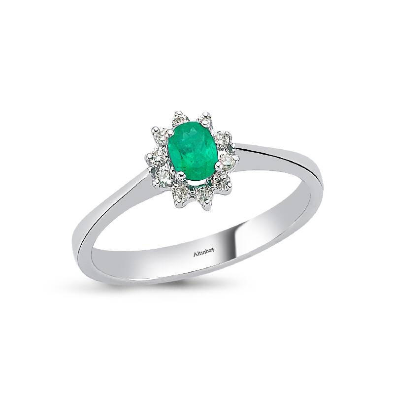 0.09 Carat Emerald Diamond Ring