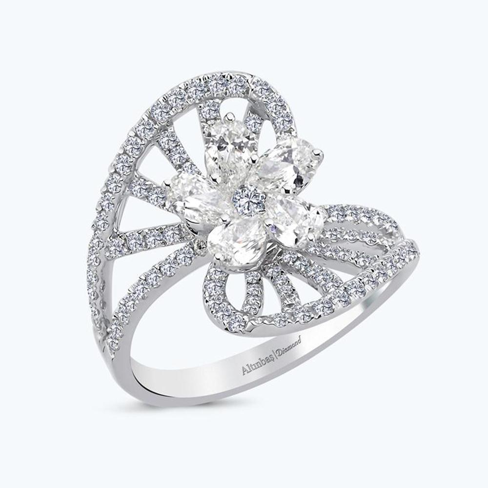 Pırlanta Damla Çiçek Yüzük