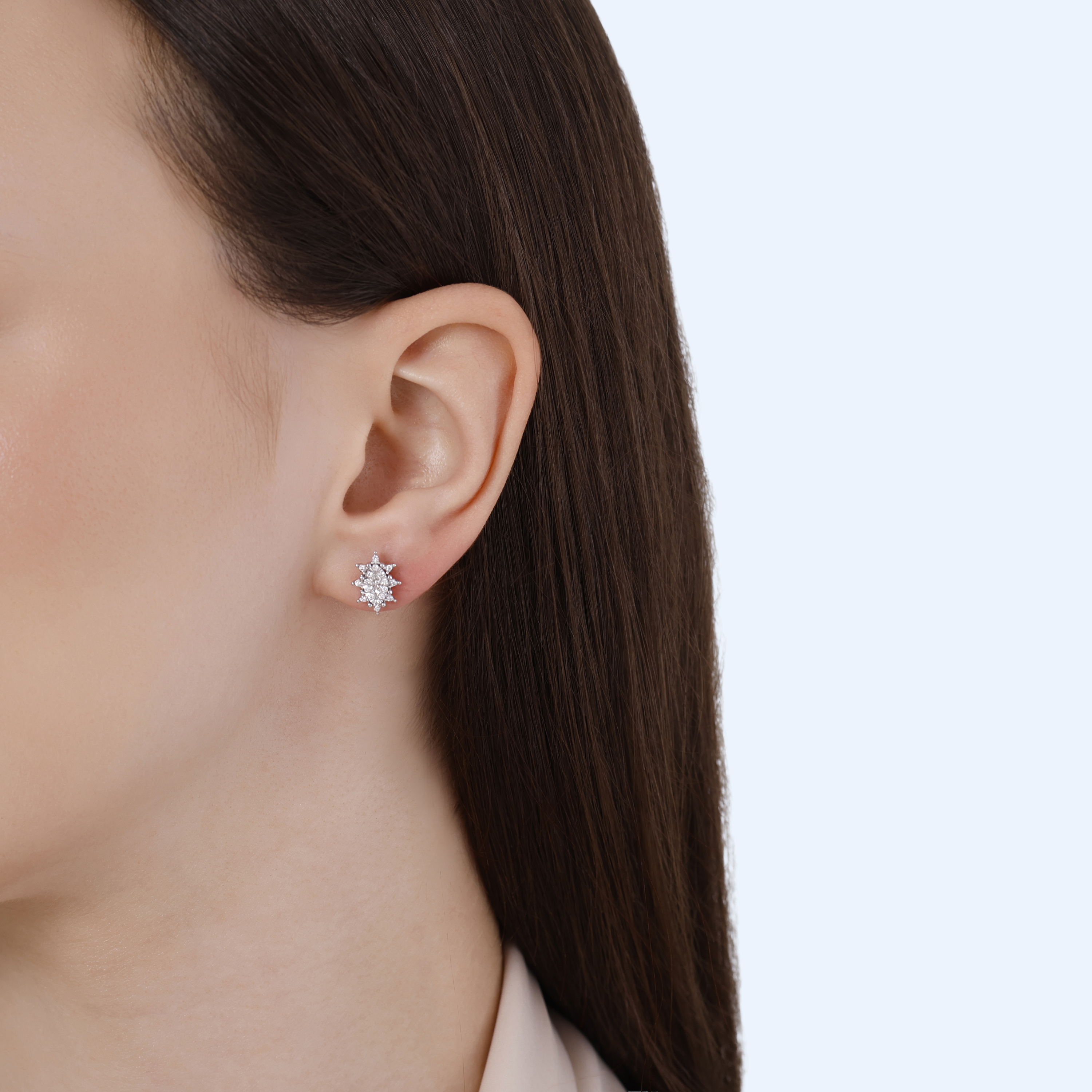 0.36 Karat Pırlanta Lotus Çiçeği Küpe