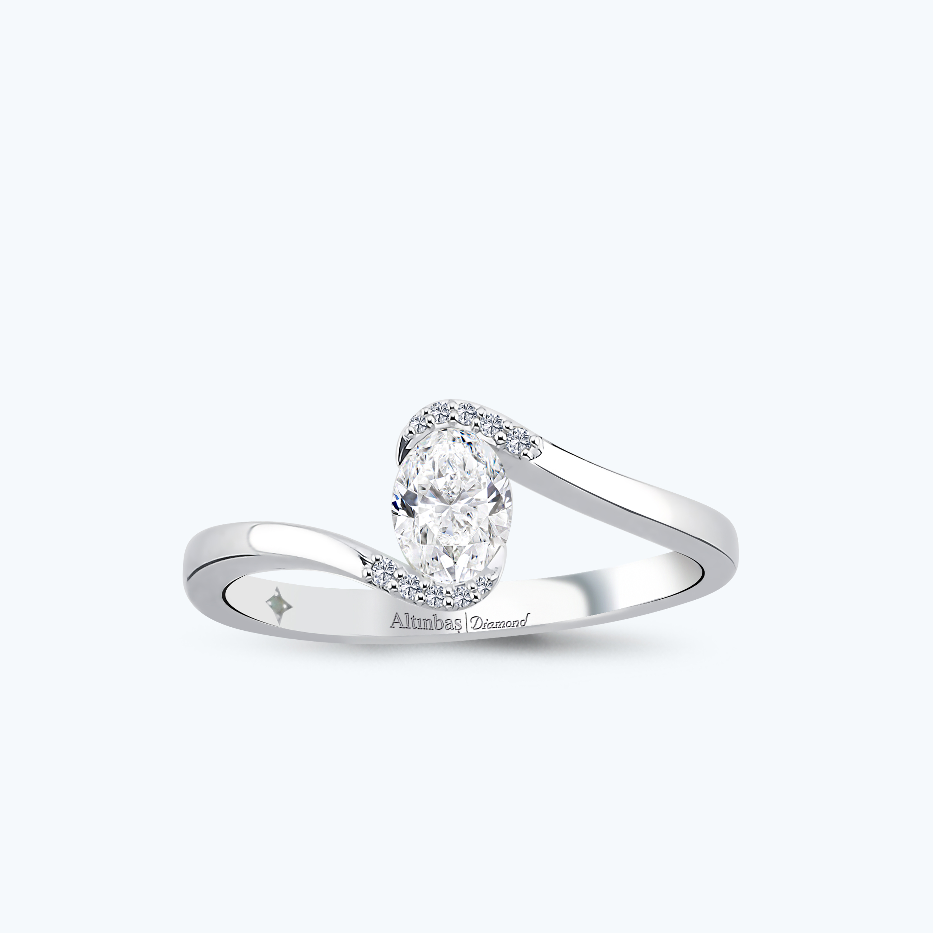 0.32 Karat Pırlanta Oval Tektaş Yüzük