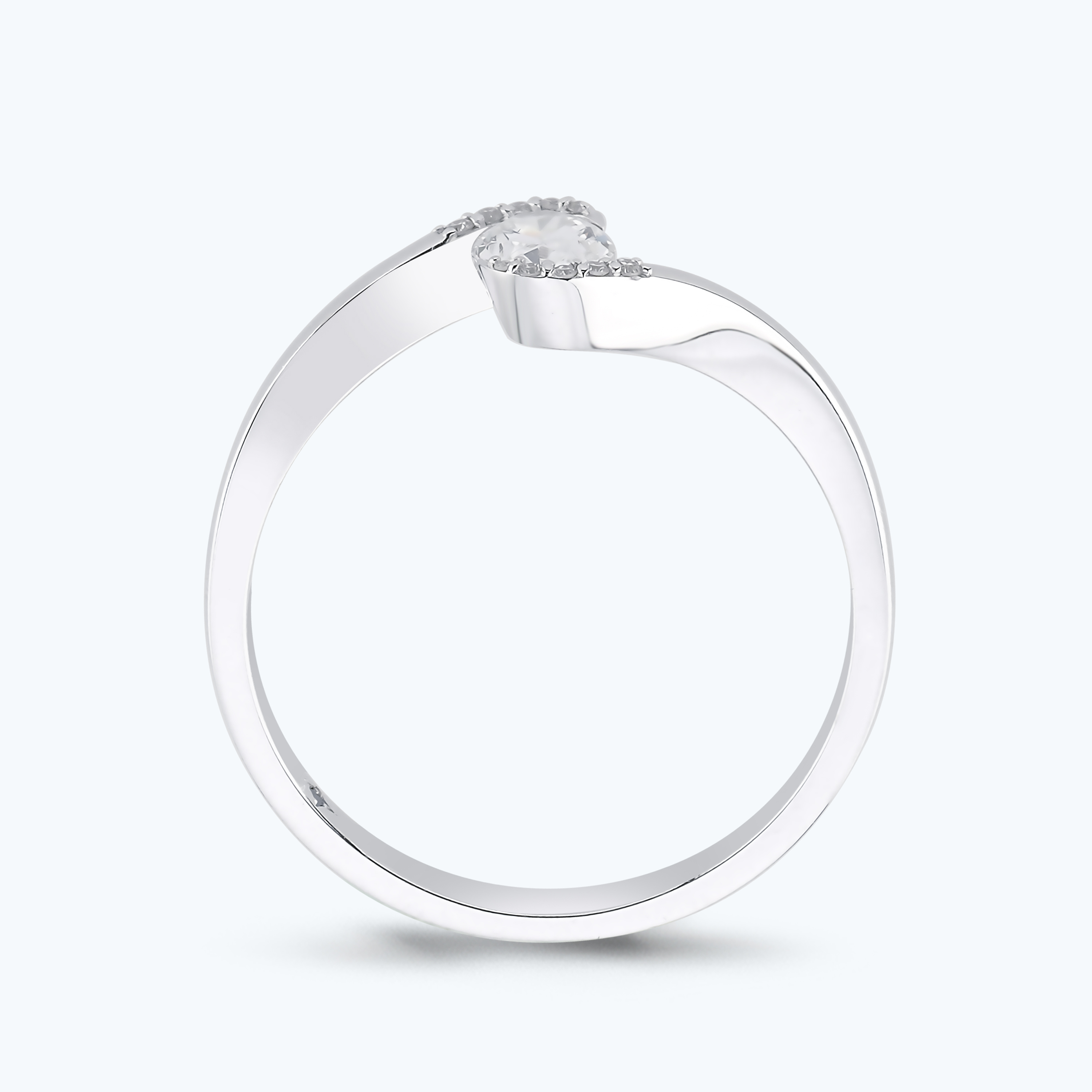 0.32 Karat Pırlanta Oval Tektaş Yüzük