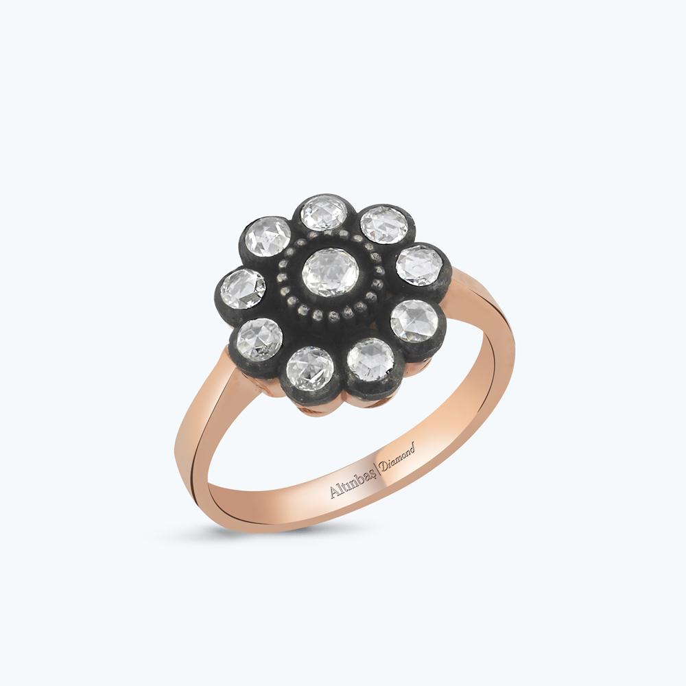 0.16 Karat Elmas Çiçek Yüzük