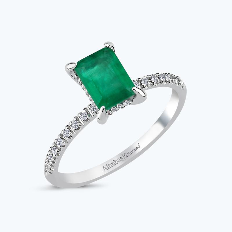 0.10 Carat Emerald Diamond Ring