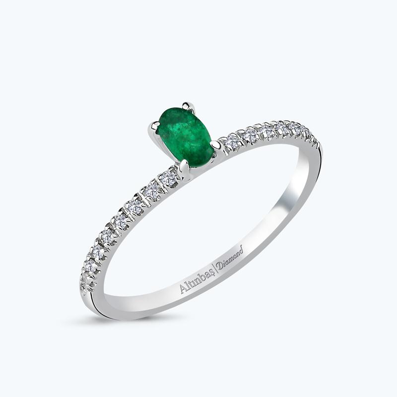 0.08 Carat Emerald Diamond Ring